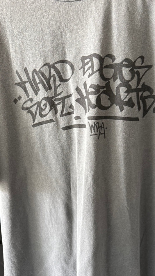 HARD EDGES TEE